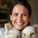 Lisa Meyer avec ses lapins